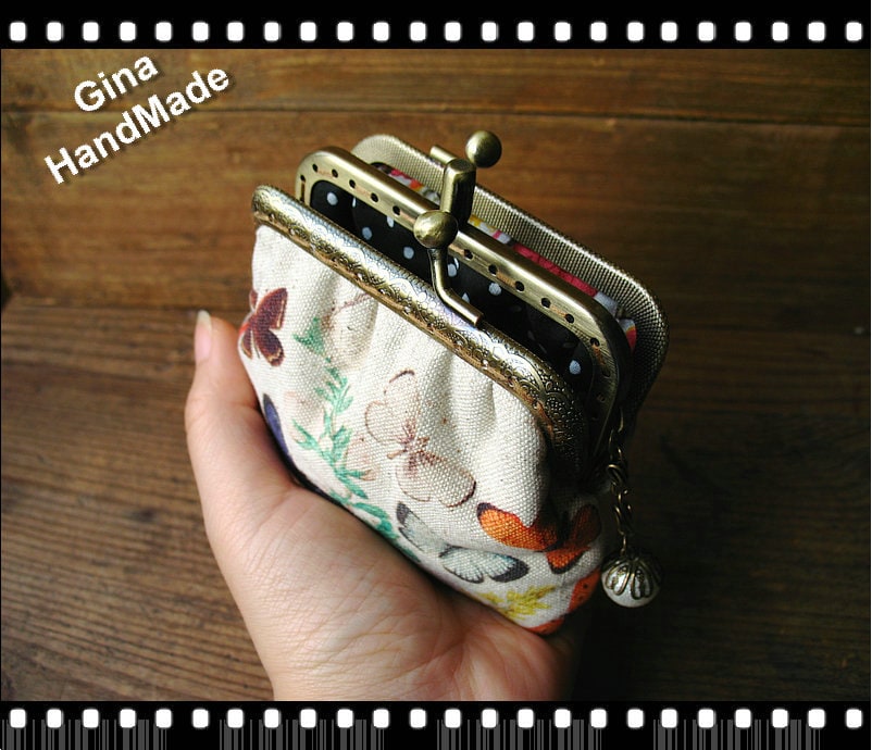 Handmade Butterfly Coin Purse: Kiss Lock Clutch Wallet