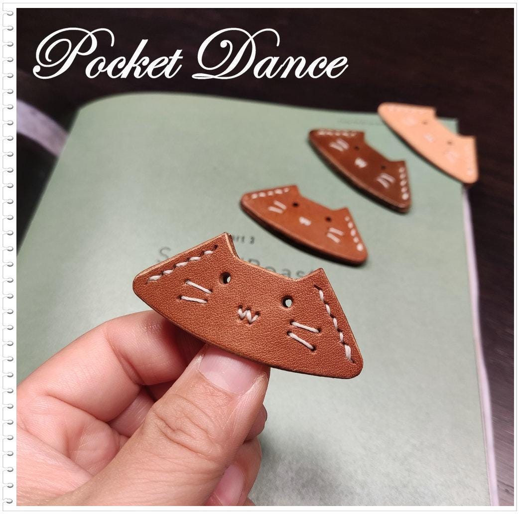 Handmade Leather Cat Corner Bookmark: Gift for Booklovers