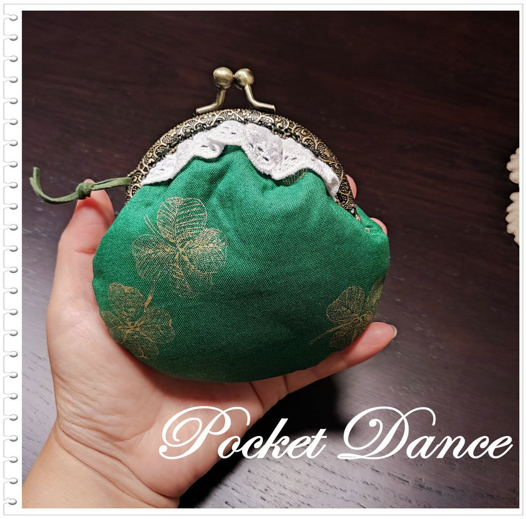 Handmade Lucky Clover Coin Purse: Green Kiss Lock Clutch