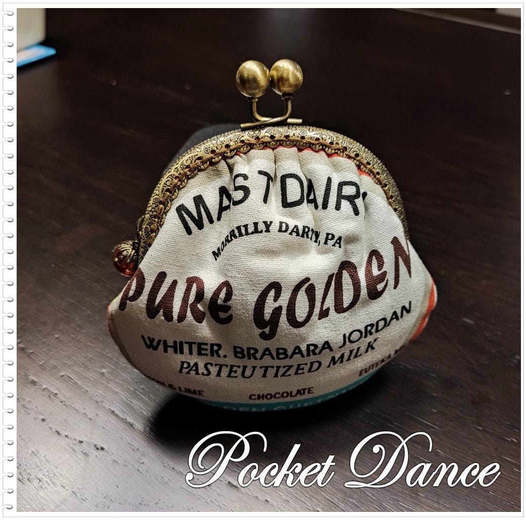 Handmade Kiss Clip Frame Coin Purse, Small Pouch For Your Cash Coins Card Ticket