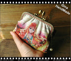 Guitar Girl Kiss Clasp Coin Purse: Handmade Card Wallet