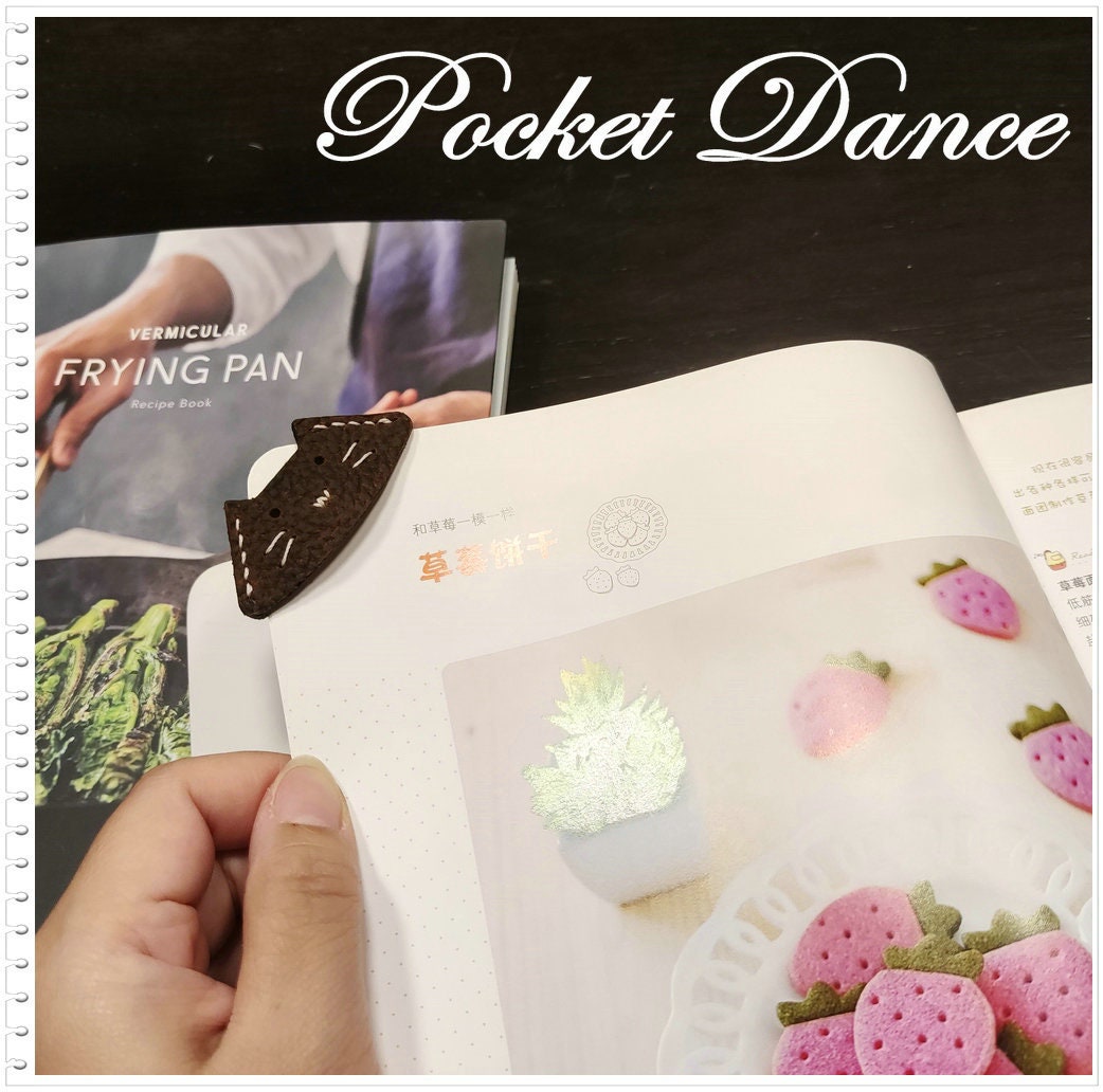 Cute Leather Cat Corner Bookmark Gift for Book Lovers