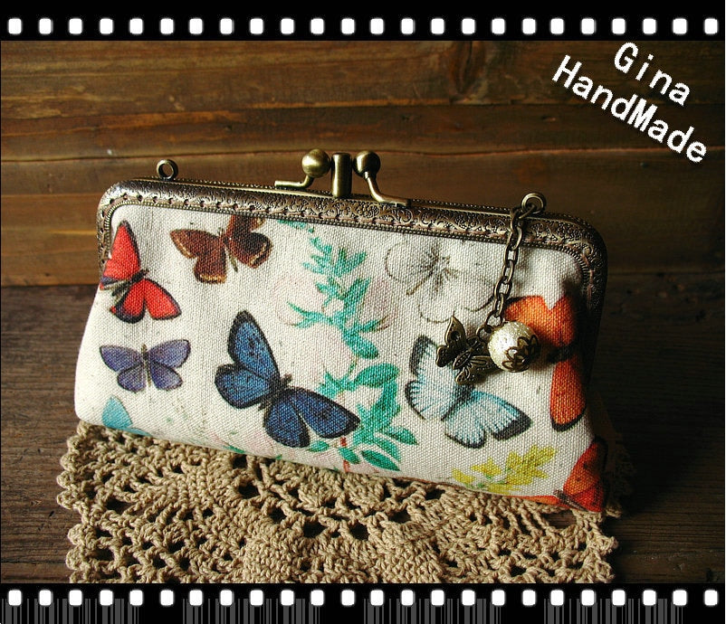 Handmade Butterfly Coin Purse: Kiss Lock Clutch Wallet