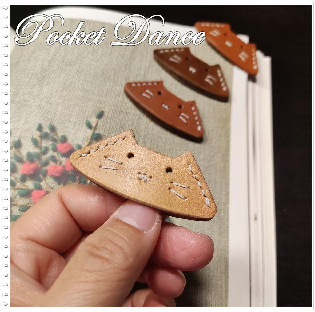 Leather Cat Corner Bookmark Gift for Booklovers