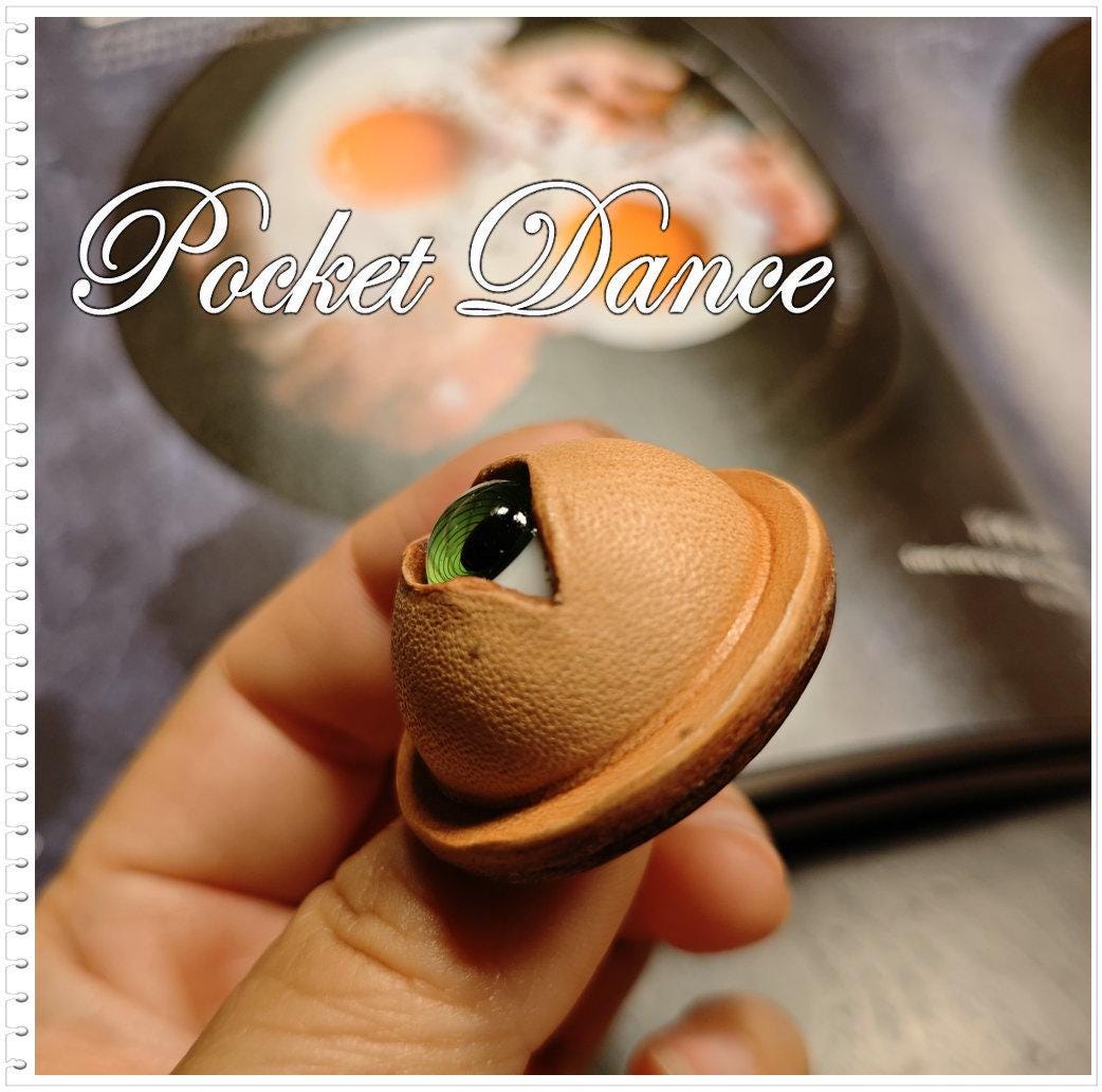 Handmade Leather Eyeball Brooch: Horror Monster Pin Pendant
