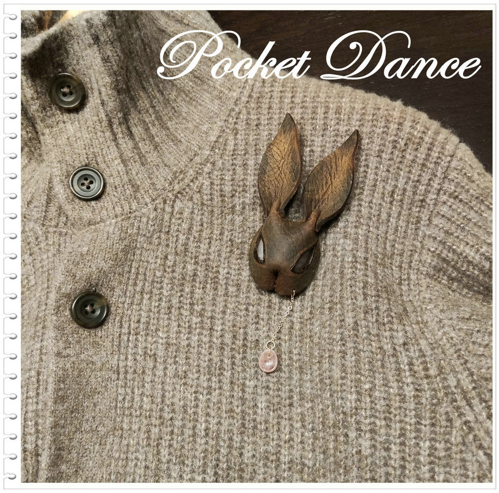 Pink Stone Eyes Leather Rabbit Brooch