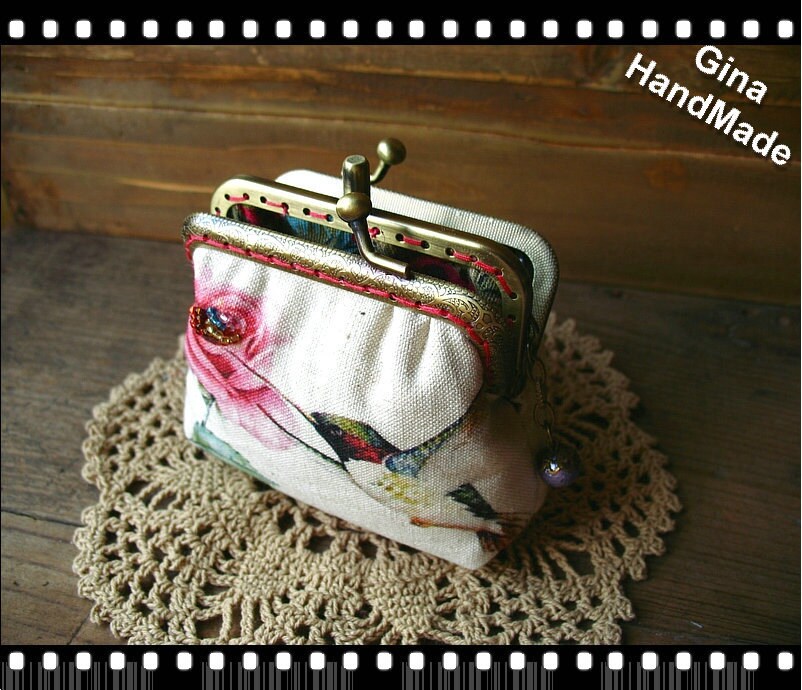 Handmade Hummingbird Kiss Lock Coin Purse: Card Wallet Lipstick Pouch