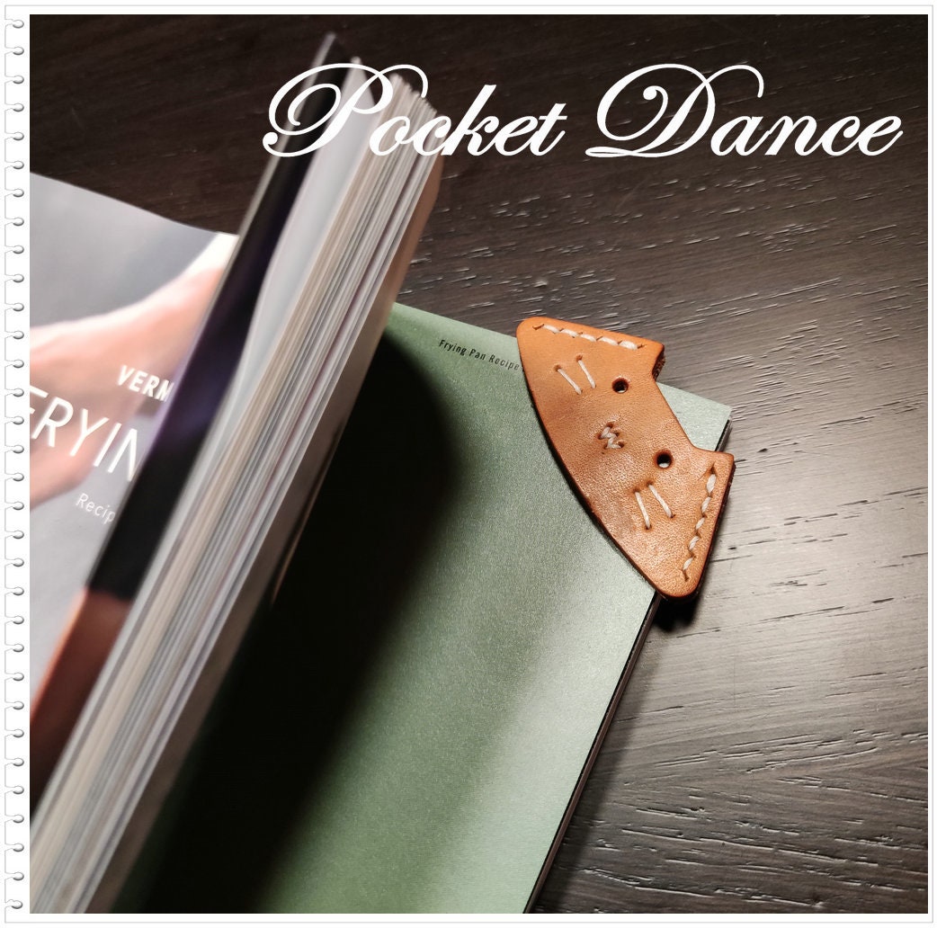 Handmade Leather Cat Corner Bookmark: Gift for Book Lovers