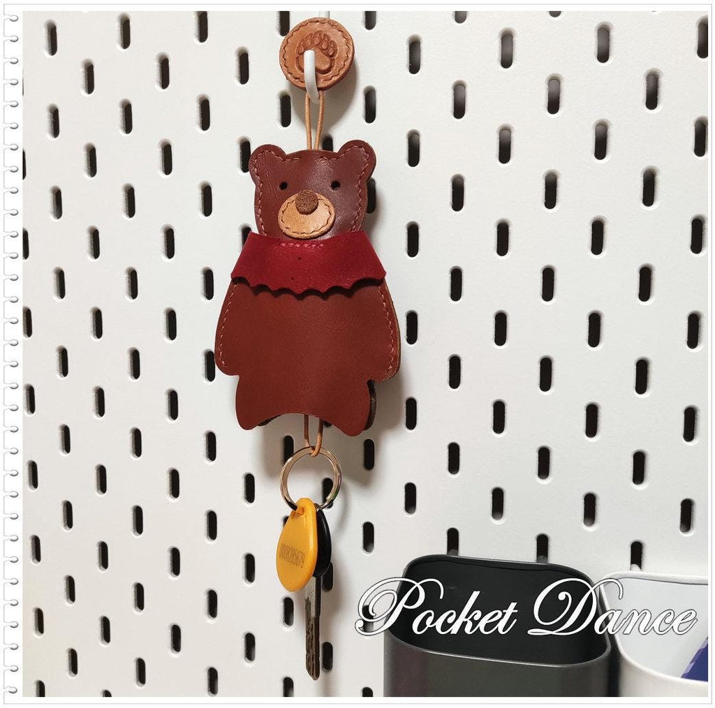 Handmade Leather Bear Keychain, Key Cover, Cute Bag Charm