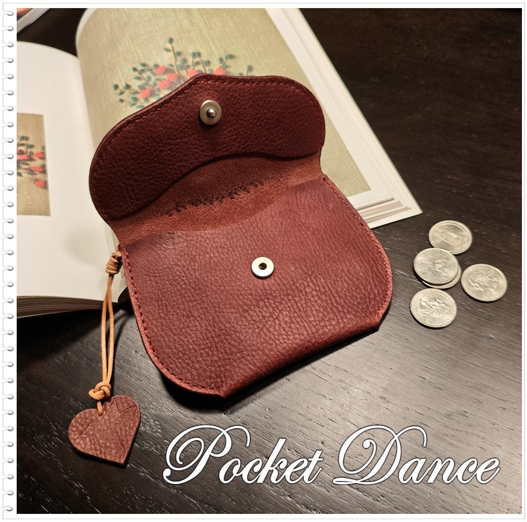 Handmade Leather Hummingbird Coin Purse: Bird Card Wallet
