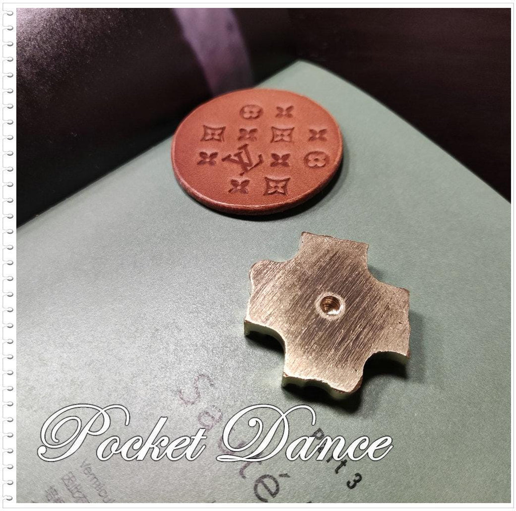 Luxury Fashion Symbol Brass Stamp: Leather & Wood Emboss (3cm*3.4cm)