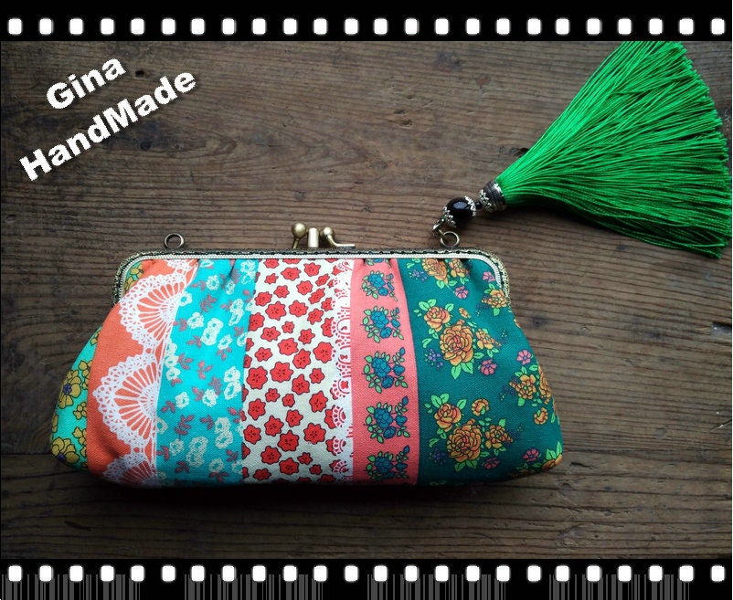 Handmade Patchwork Kiss Lock Clutch: Floral Coin Purse Wallet