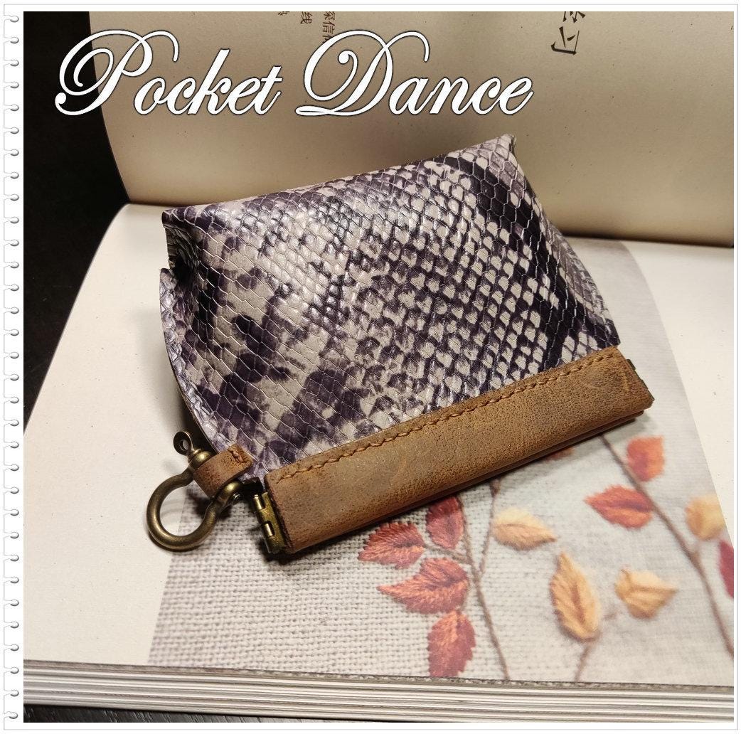 Green Leather Squeeze Coin Purse: Handmade Flex Frame Change Pouch