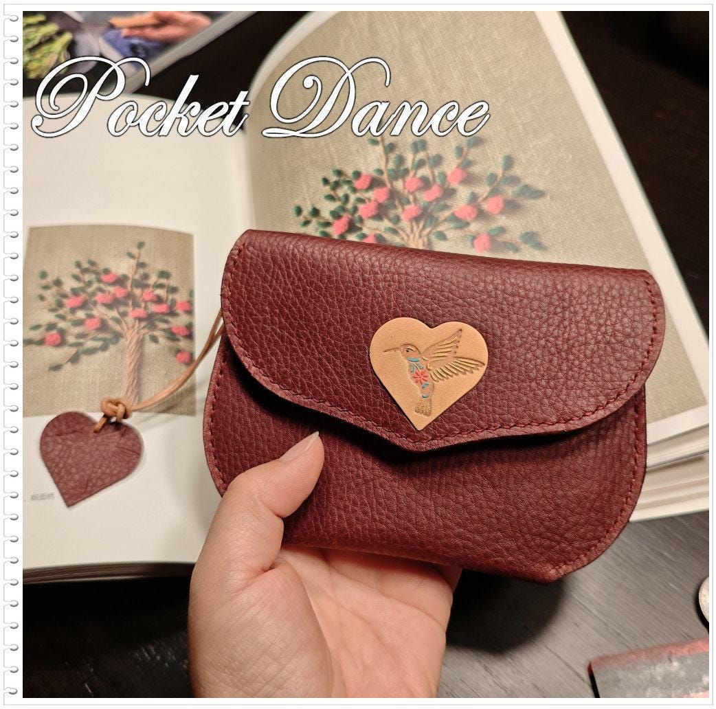 Handmade Leather Hummingbird Coin Purse: Bird Card Wallet