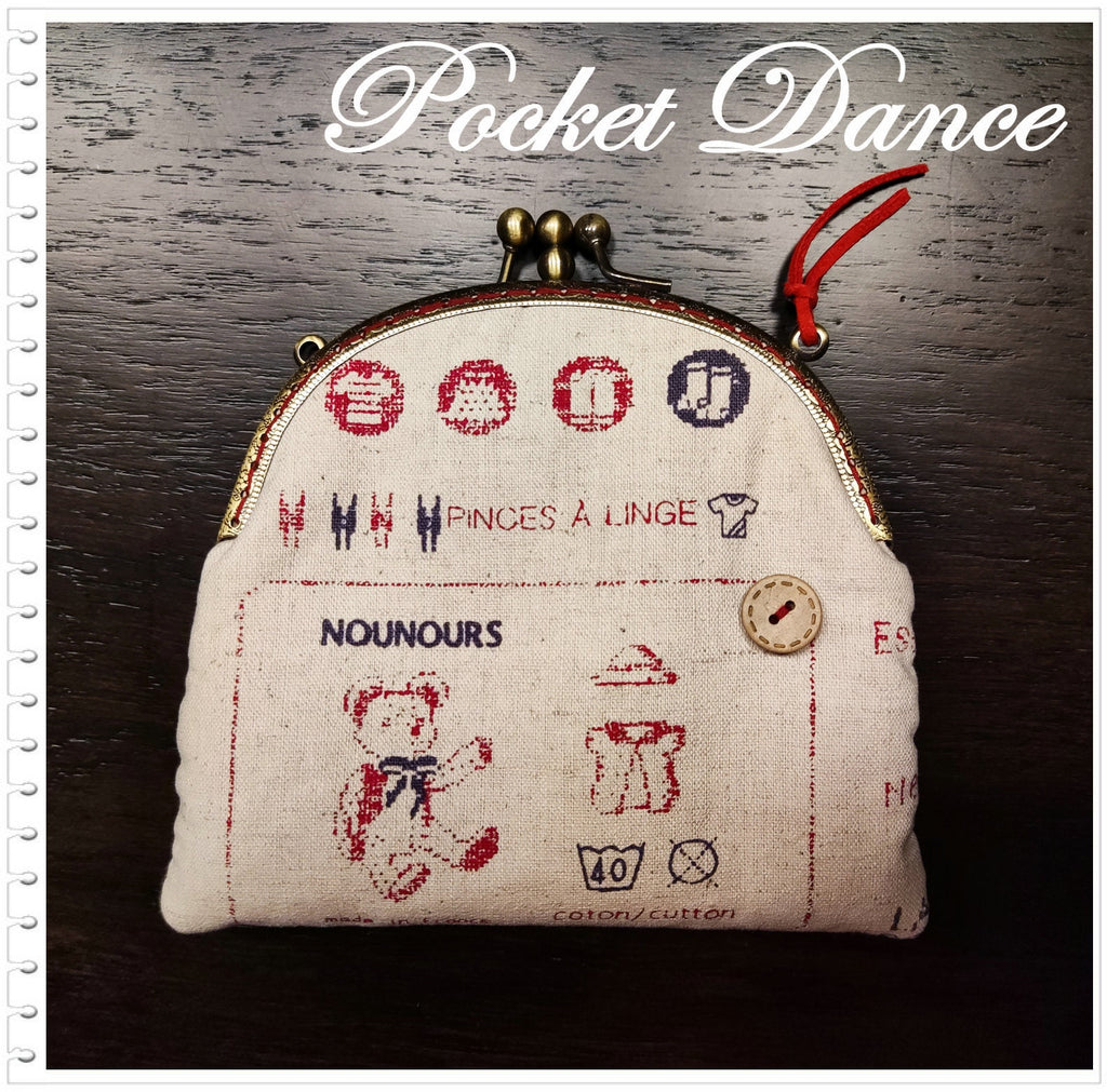 Handmade Little Bear Kiss Lock Coin Purse: Two Compartment Clutch